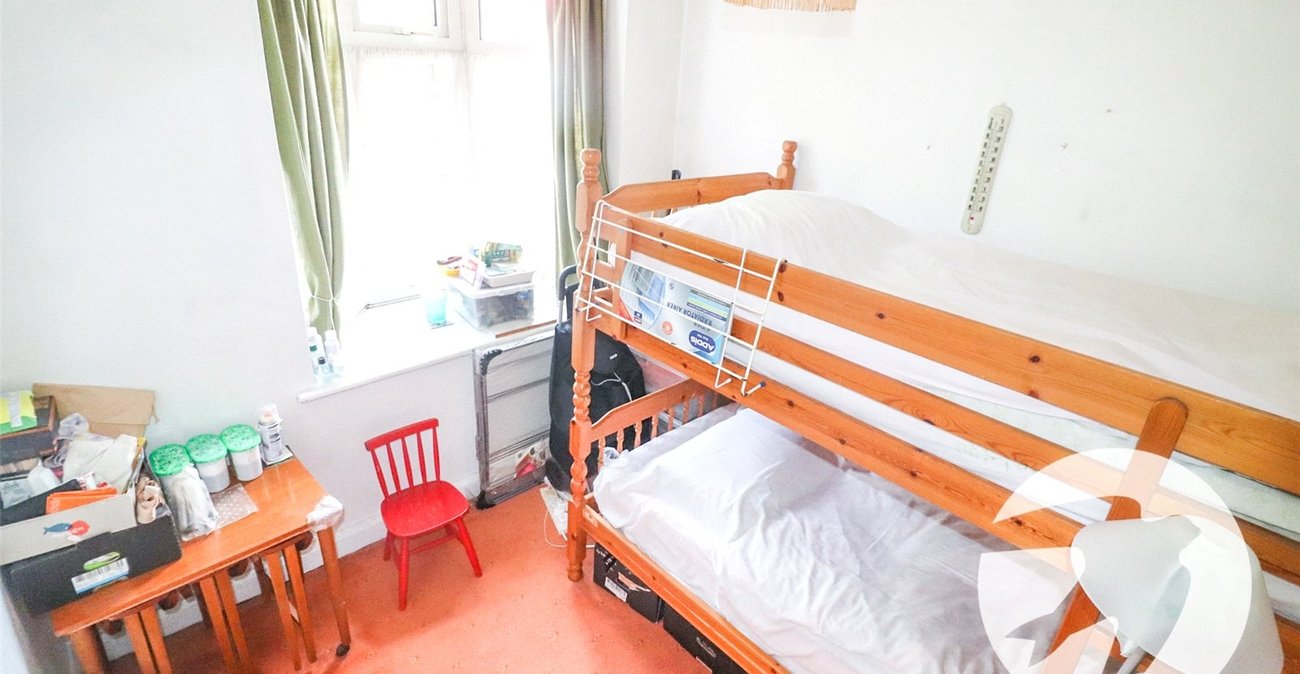 3 bedroom house for sale in Northumberland Heath | Robinson Jackson