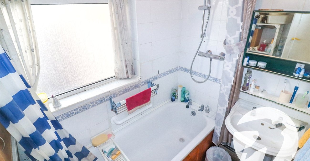 3 bedroom house for sale in Northumberland Heath | Robinson Jackson