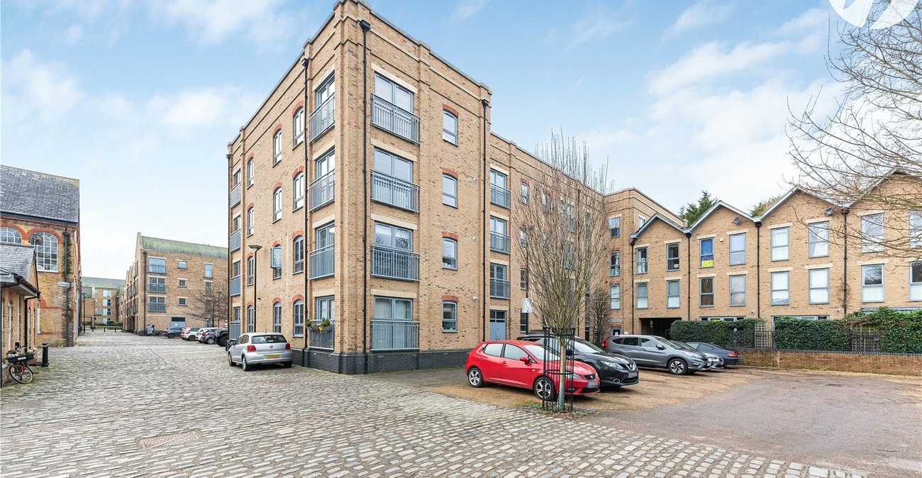 1 bedroom property for sale in South Darenth | Robinson Jackson