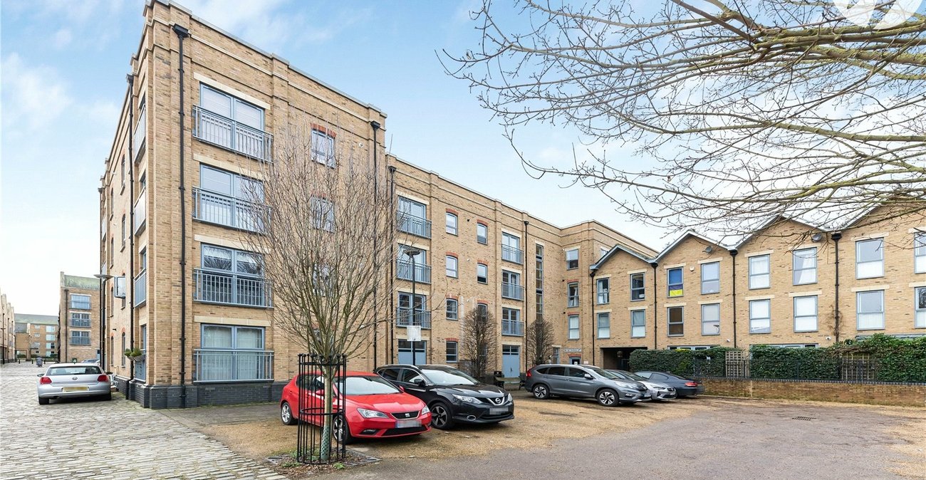 1 bedroom property for sale in South Darenth | Robinson Jackson