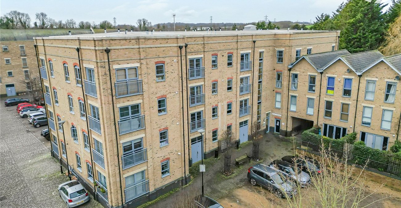 1 bedroom property for sale in South Darenth | Robinson Jackson