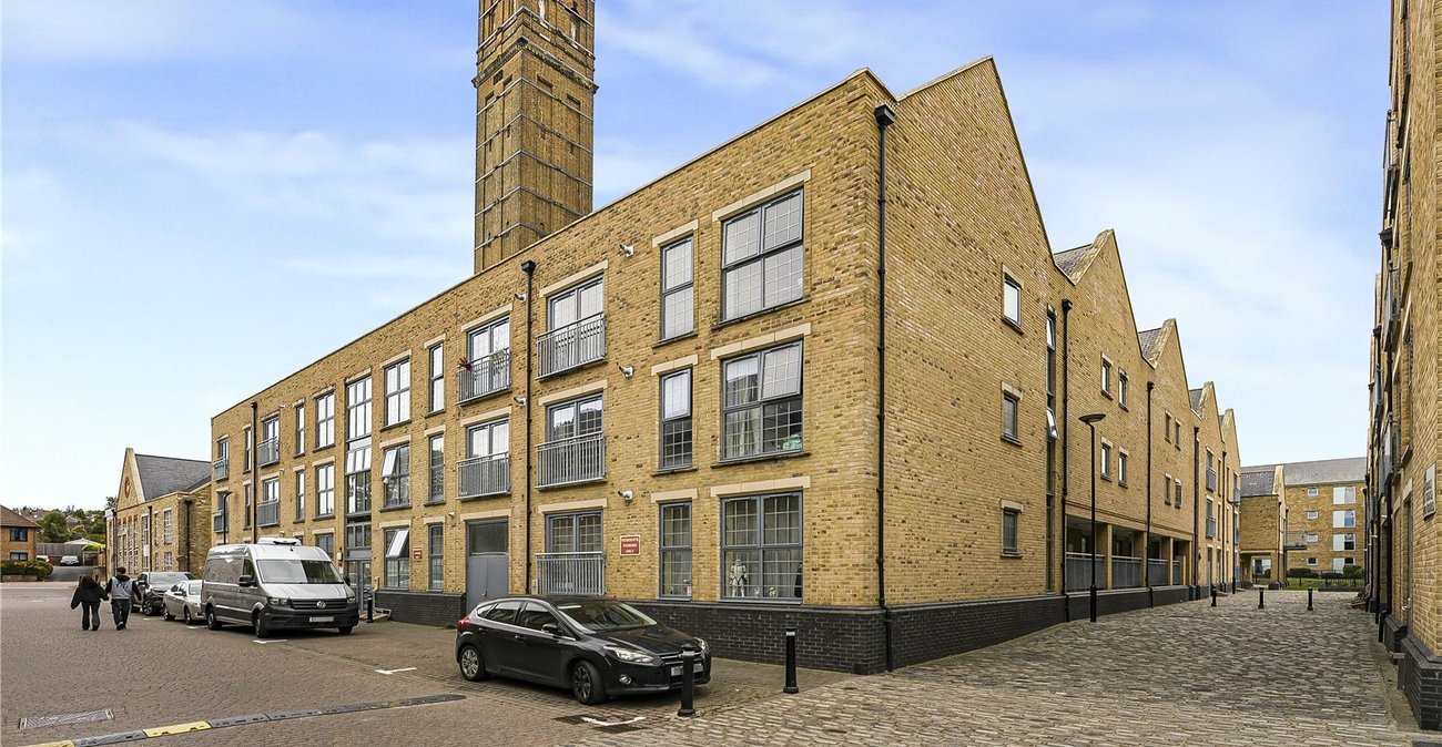 2 bedroom property for sale in South Darenth | Robinson Jackson