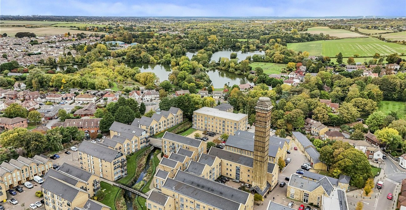 2 bedroom property for sale in South Darenth | Robinson Jackson