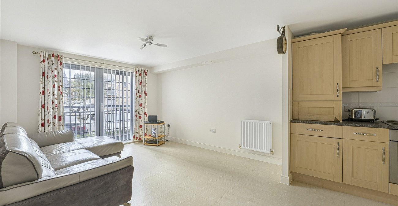 2 bedroom property for sale in South Darenth | Robinson Jackson