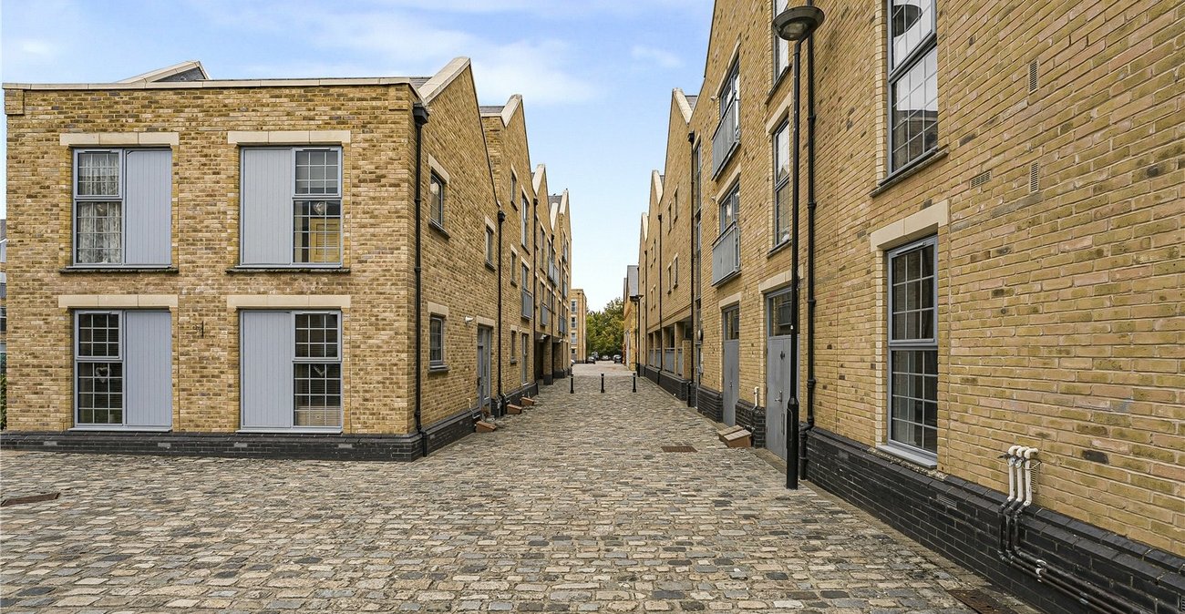 2 bedroom property for sale in South Darenth | Robinson Jackson