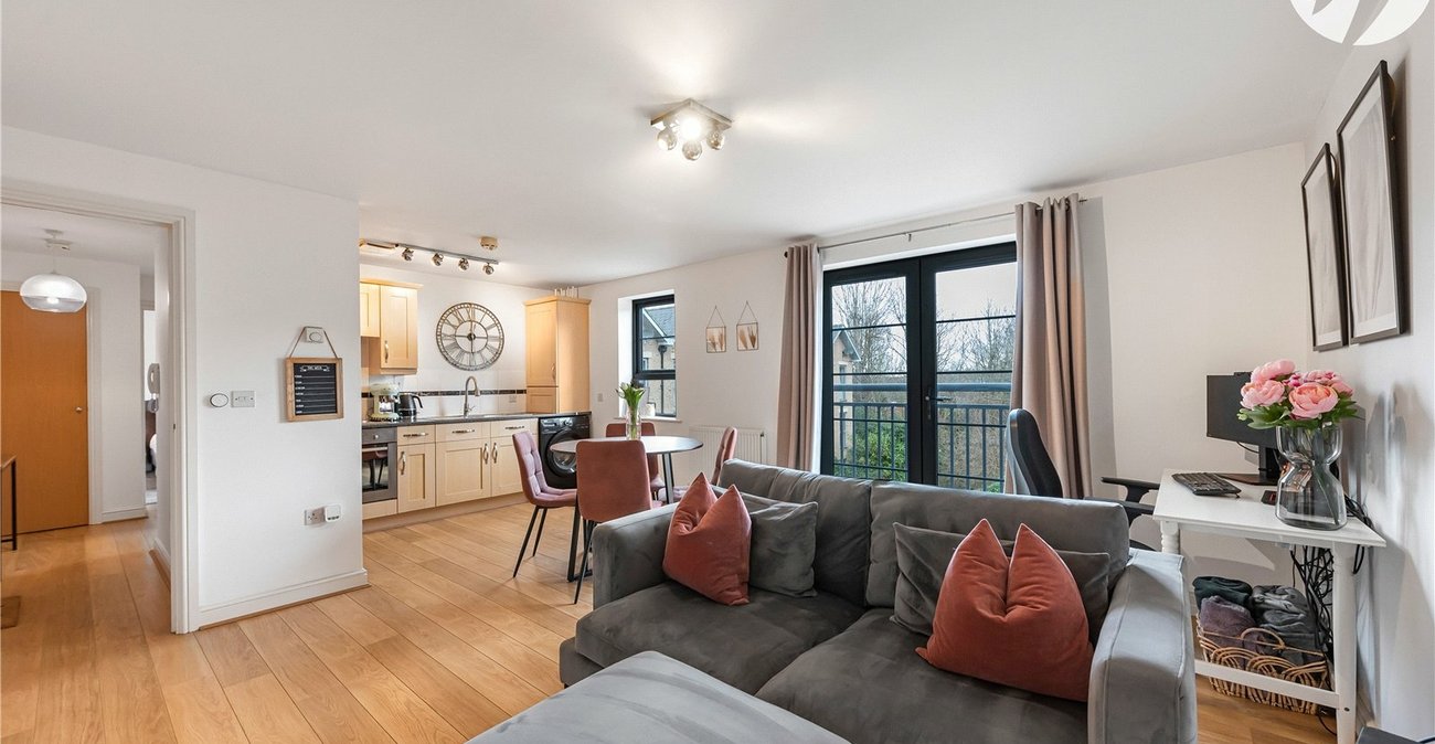 1 bedroom property for sale in South Darenth | Robinson Jackson