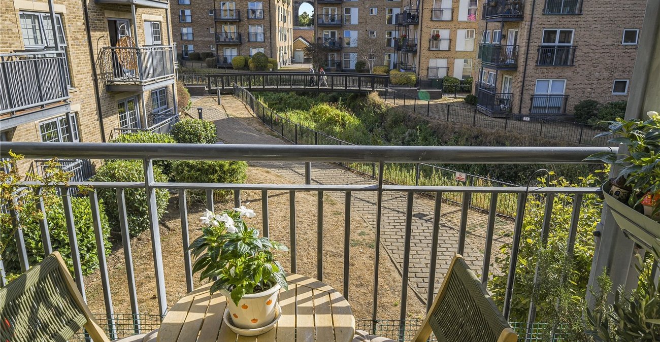 2 bedroom property for sale in South Darenth | Robinson Jackson