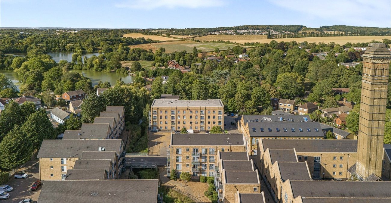 2 bedroom property for sale in South Darenth | Robinson Jackson