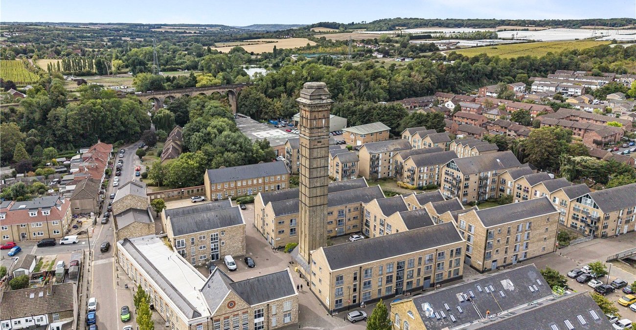 2 bedroom property for sale in South Darenth | Robinson Jackson