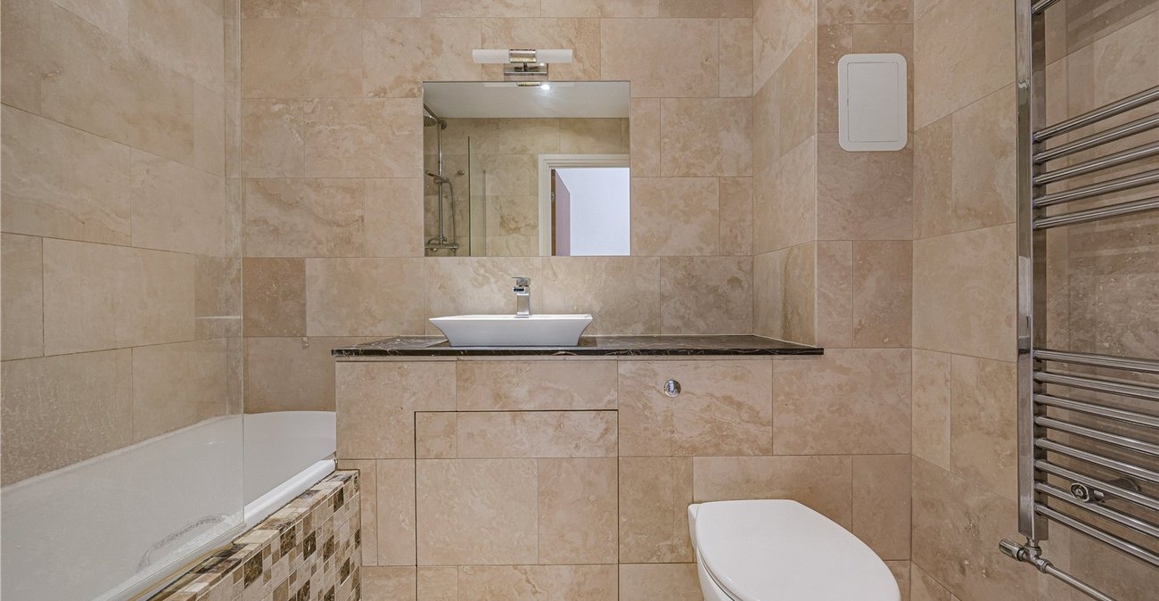 2 bedroom property for sale in South Darenth | Robinson Jackson