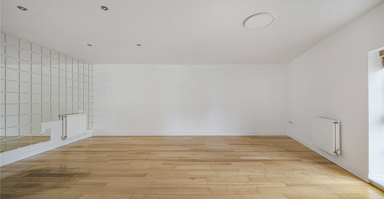 2 bedroom property for sale in South Darenth | Robinson Jackson