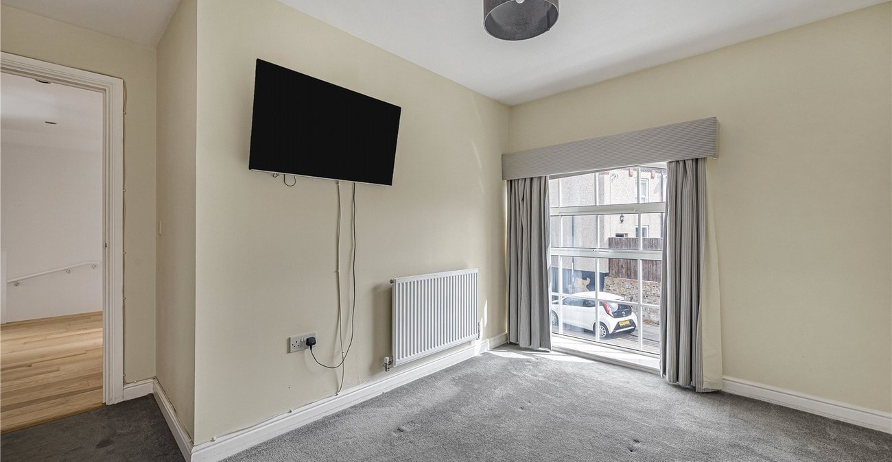 2 bedroom property for sale in South Darenth | Robinson Jackson