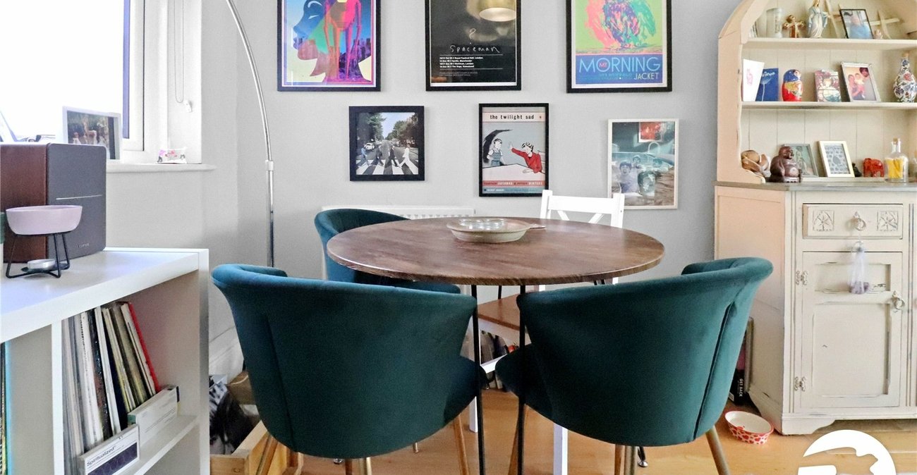 2 bedroom property for sale in Belvedere | Robinson Jackson