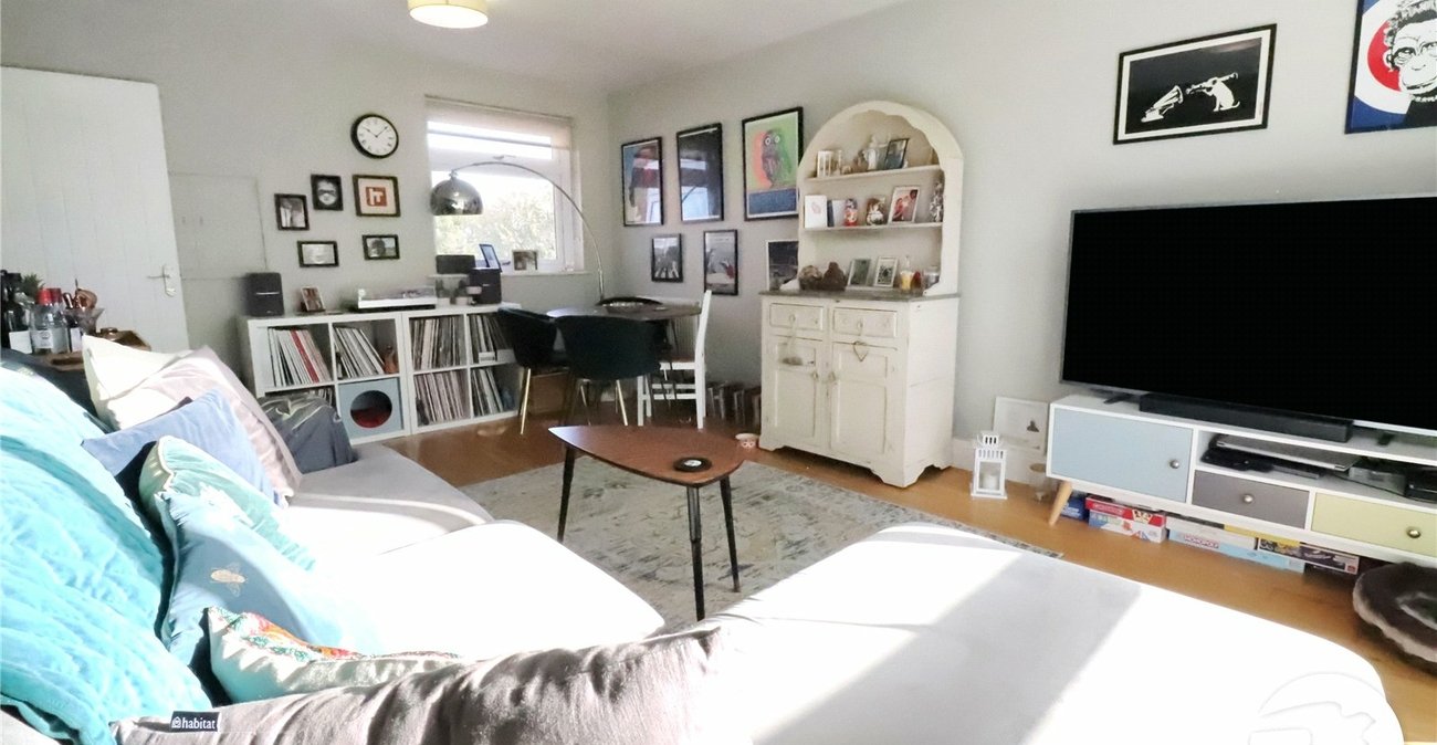 2 bedroom property for sale in Belvedere | Robinson Jackson