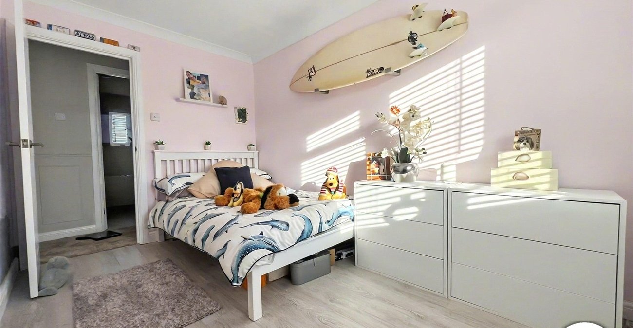 3 bedroom house for sale in Rochester | Robinson Michael & Jackson