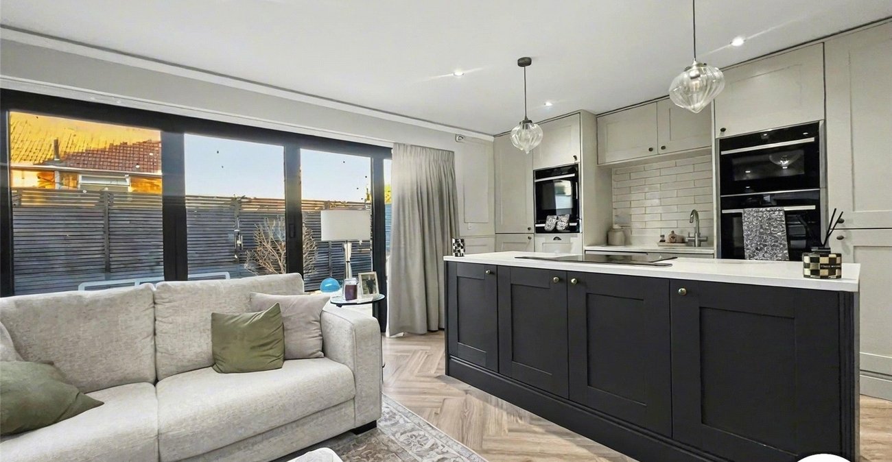 3 bedroom house for sale in Rochester | Robinson Michael & Jackson