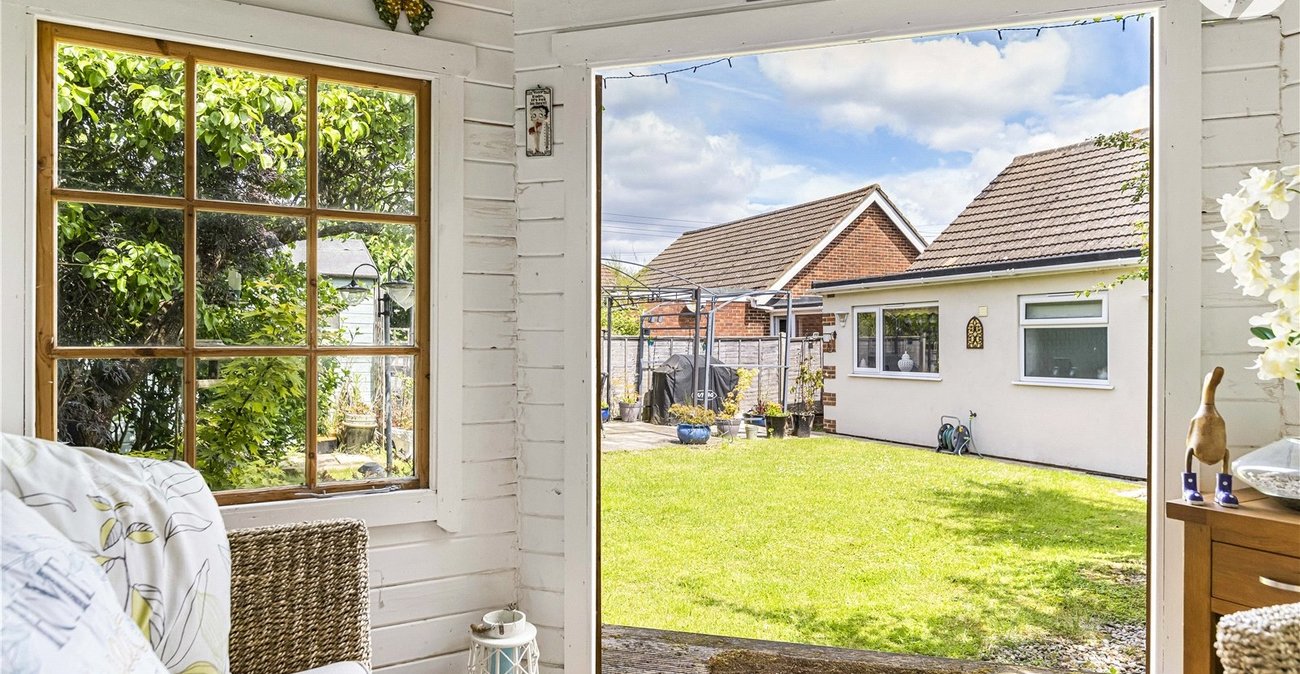 2 bedroom bungalow for sale in Hawley | Robinson Jackson