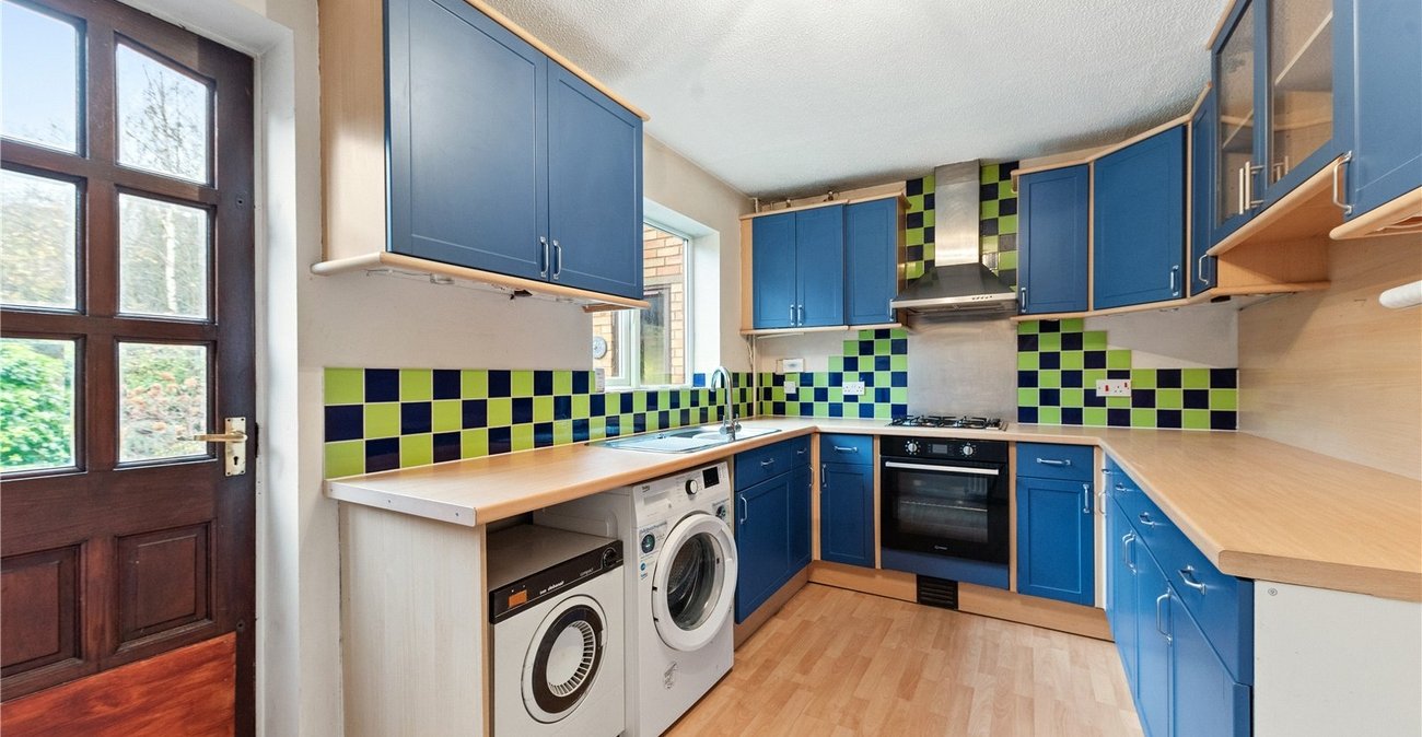 2 bedroom house for sale in Greenhithe | Robinson Jackson