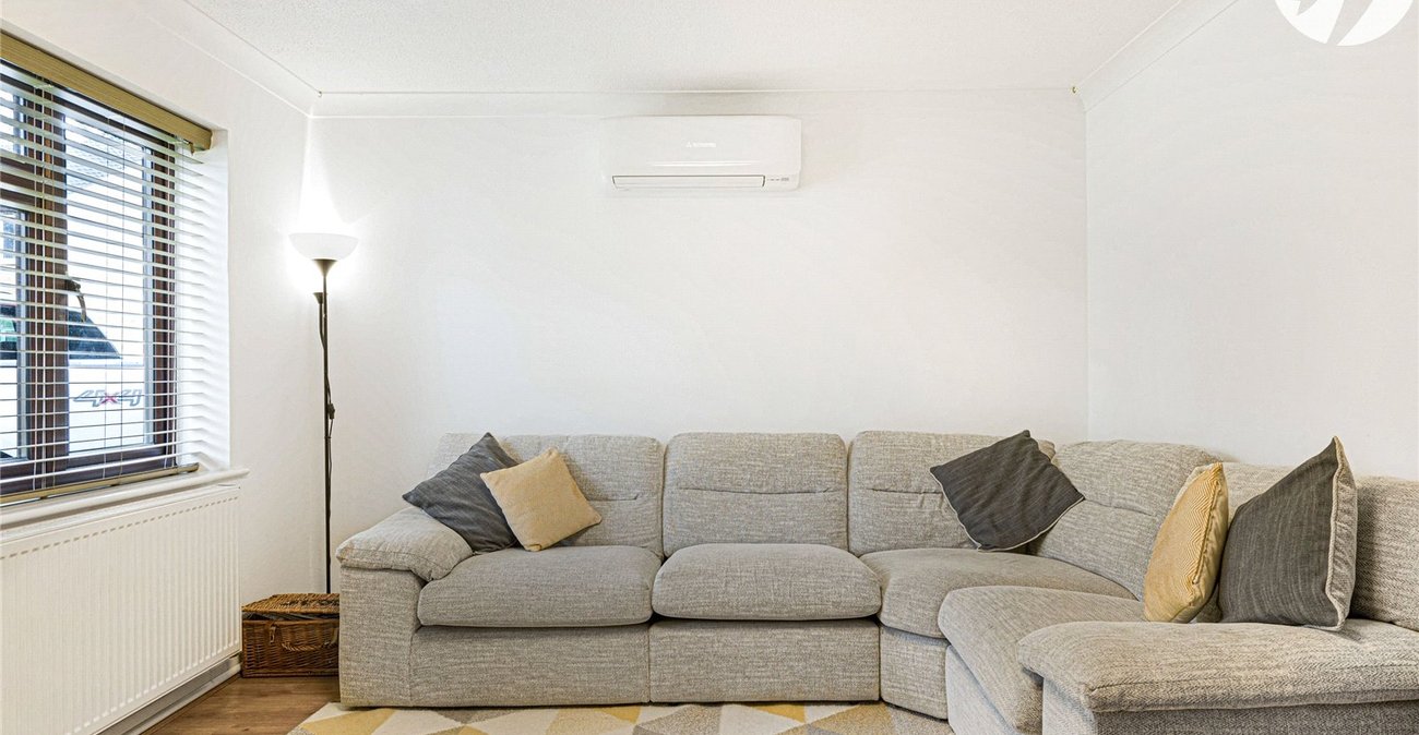 3 bedroom house for sale in Greenhithe | Robinson Jackson