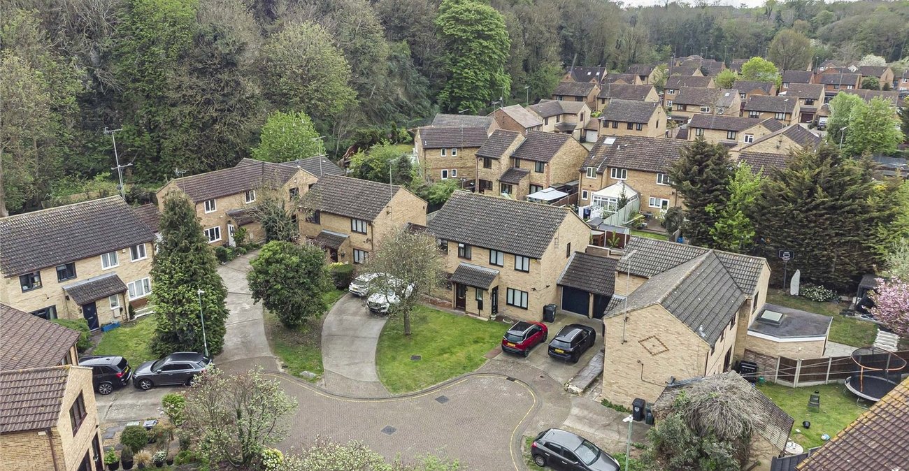 3 bedroom house for sale in Greenhithe | Robinson Jackson