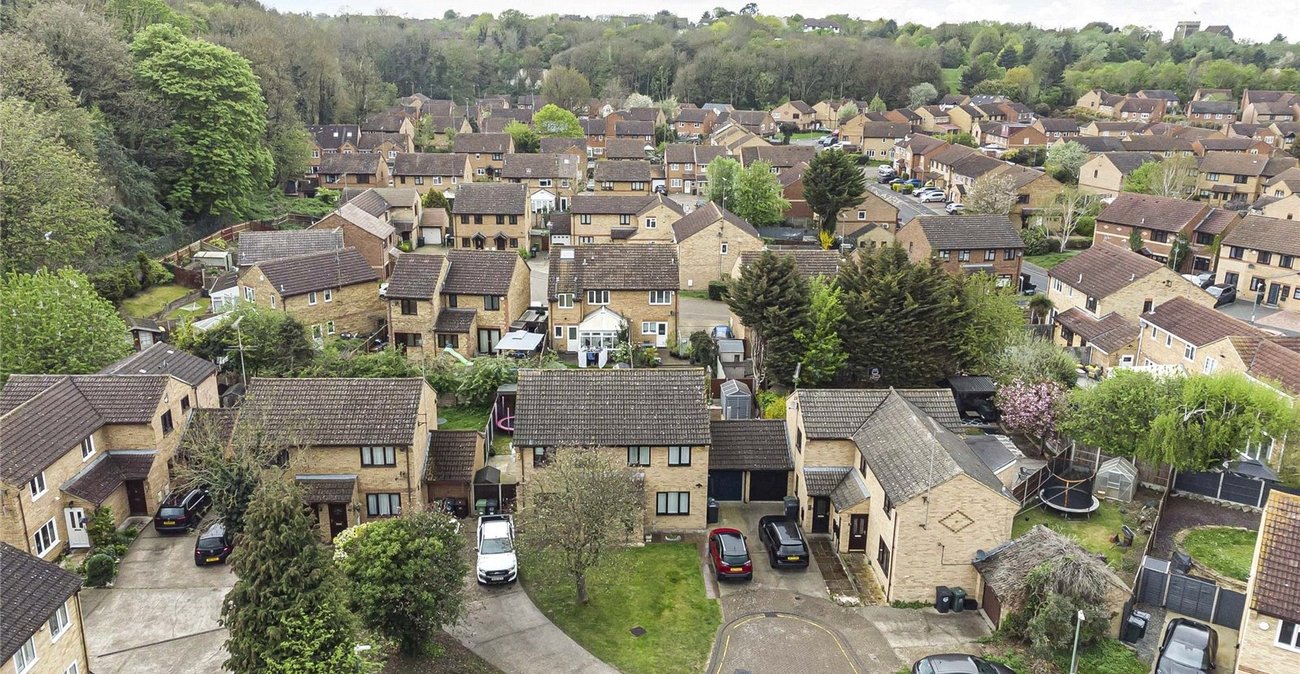 3 bedroom house for sale in Greenhithe | Robinson Jackson