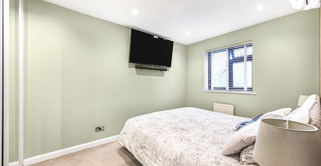 3 bedroom house for sale in Greenhithe | Robinson Jackson