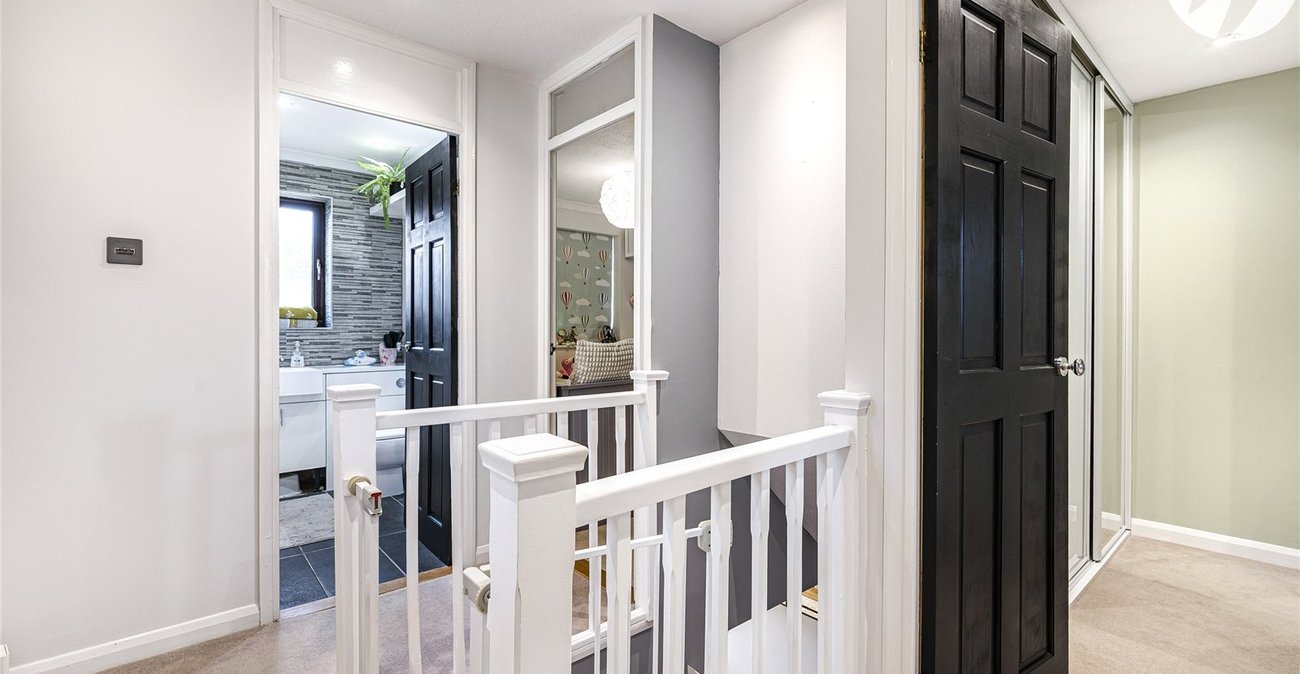 3 bedroom house for sale in Greenhithe | Robinson Jackson