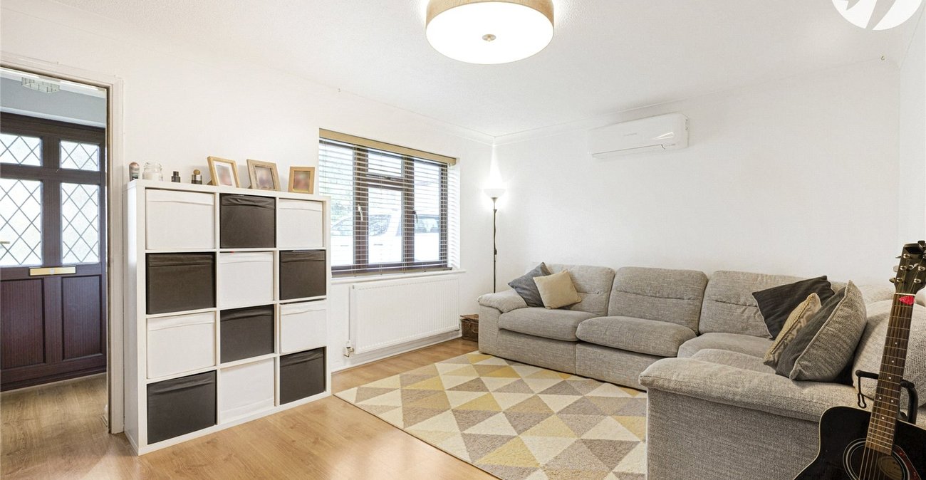 3 bedroom house for sale in Greenhithe | Robinson Jackson