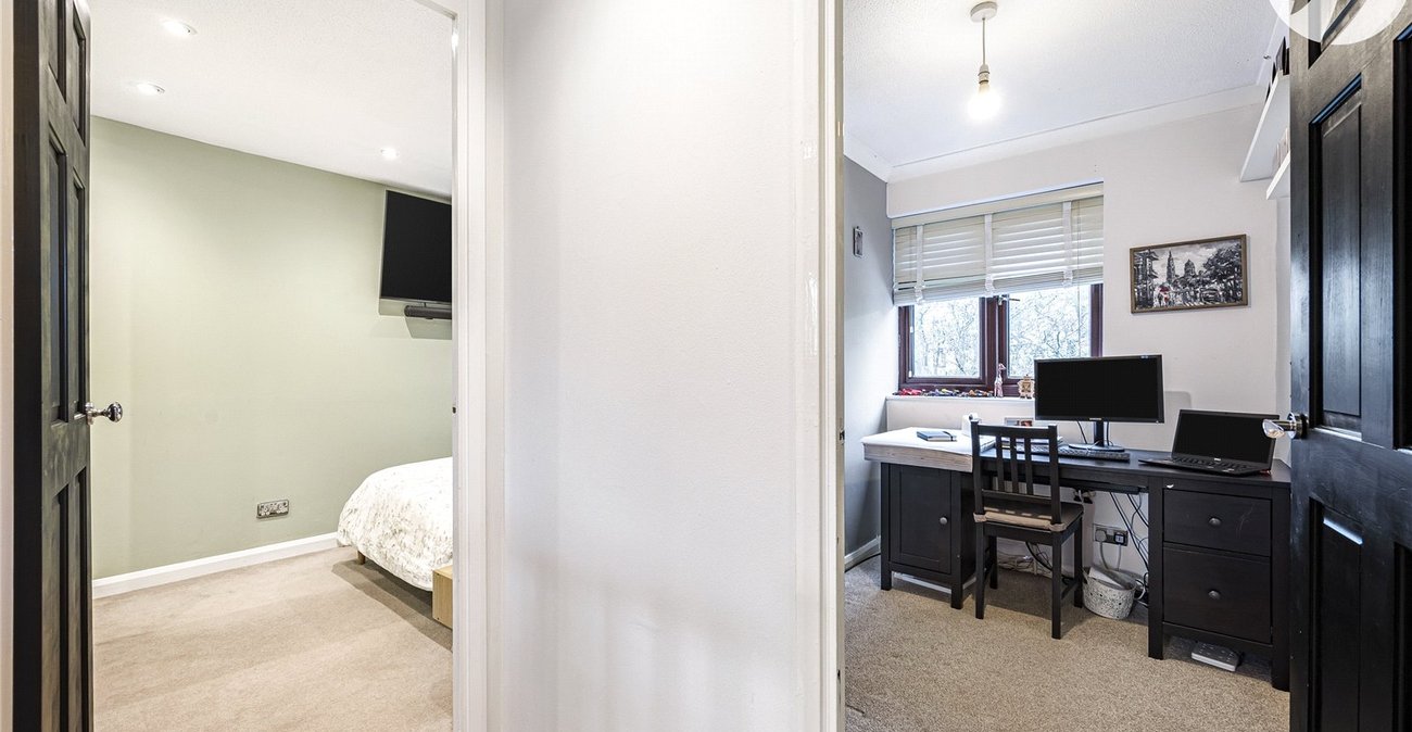 3 bedroom house for sale in Greenhithe | Robinson Jackson