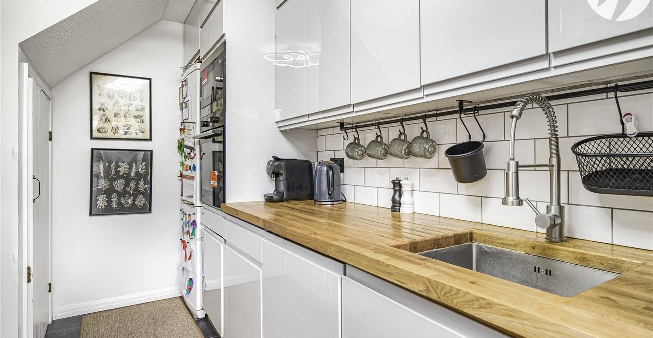 3 bedroom house for sale in Greenhithe | Robinson Jackson