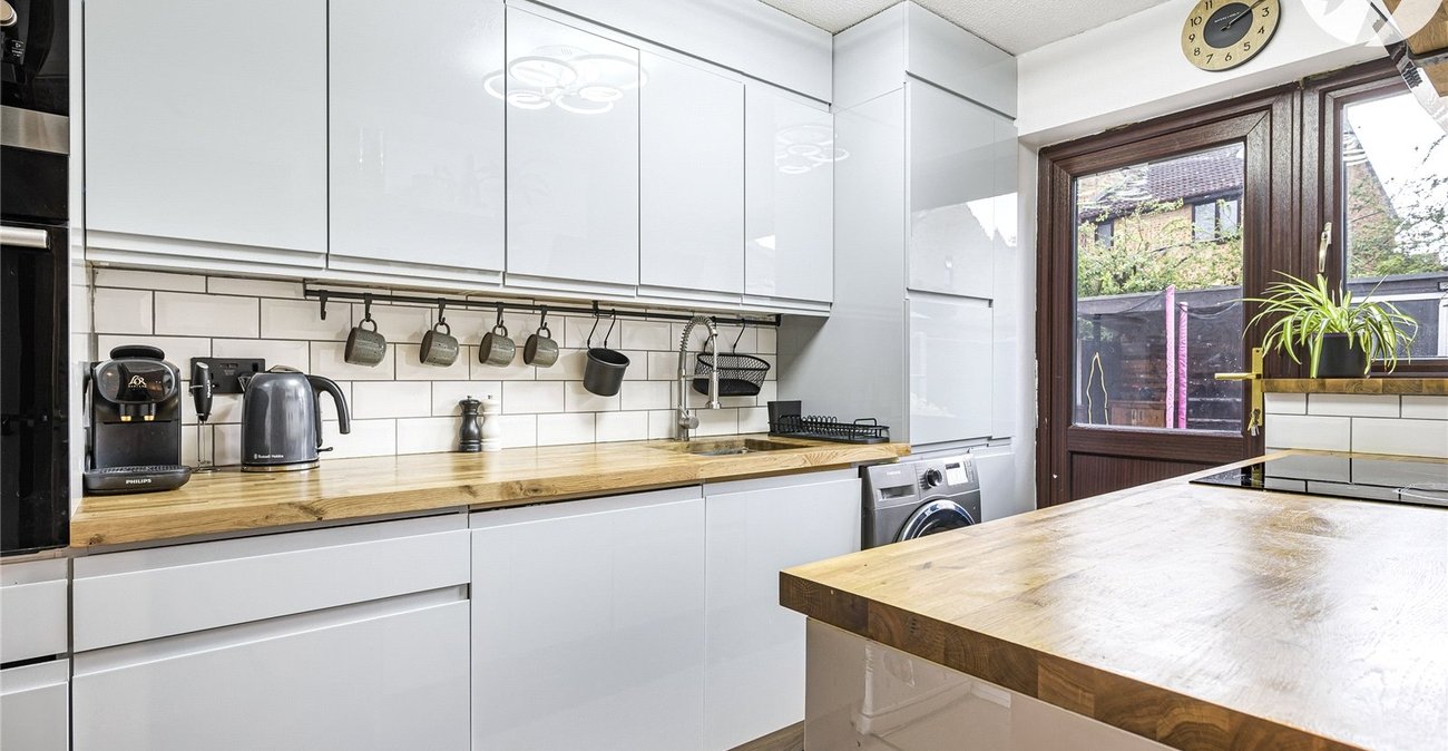 3 bedroom house for sale in Greenhithe | Robinson Jackson