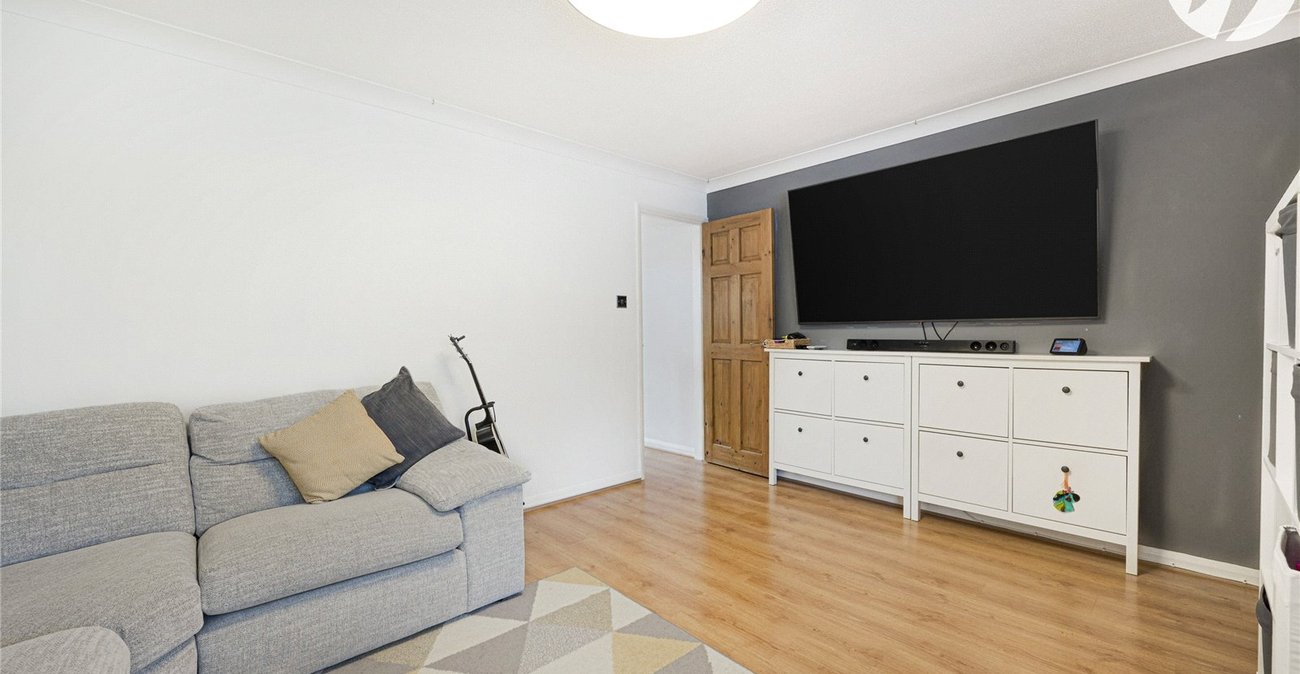 3 bedroom house for sale in Greenhithe | Robinson Jackson