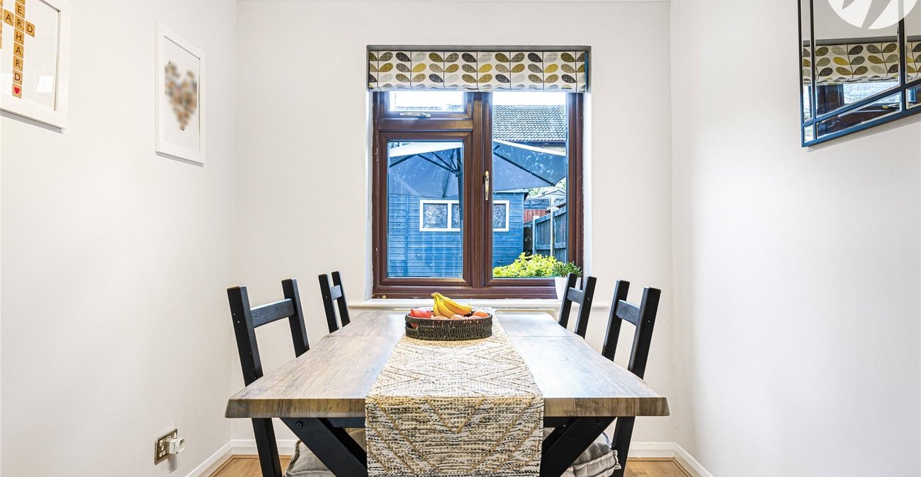 3 bedroom house for sale in Greenhithe | Robinson Jackson