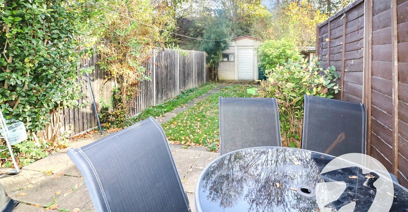 2 bedroom property for sale in Barnehurst | Robinson Jackson