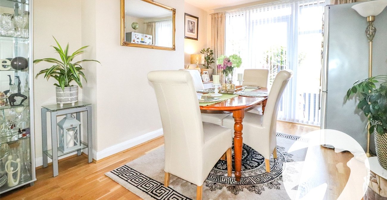 3 bedroom house for sale in Bexleyheath | Robinson Jackson