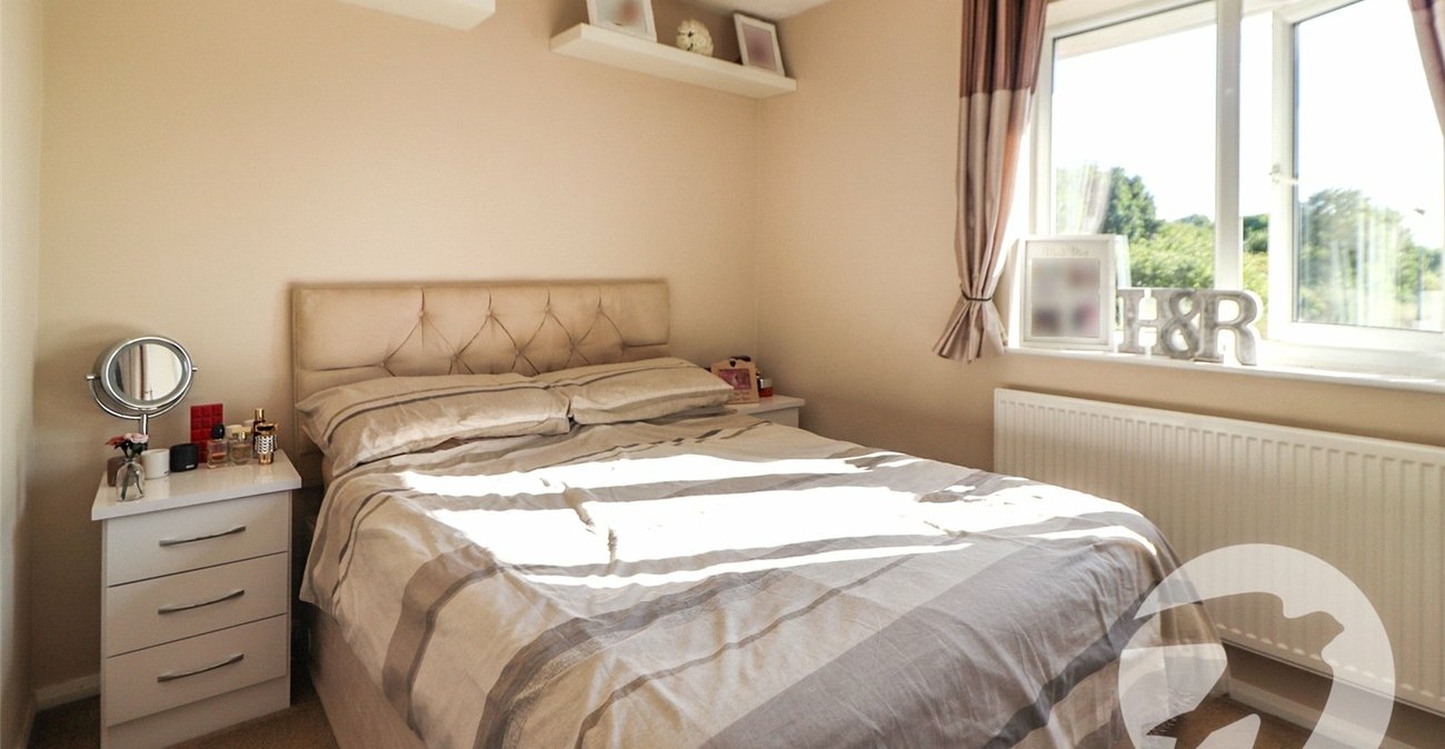 2 bedroom property for sale in Barnehurst | Robinson Jackson
