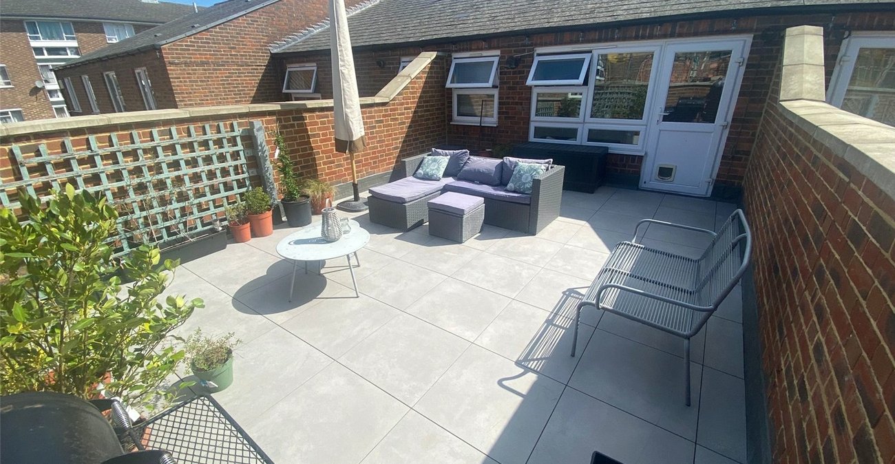 1 bedroom property for sale in Forest Hill | Robinson Jackson