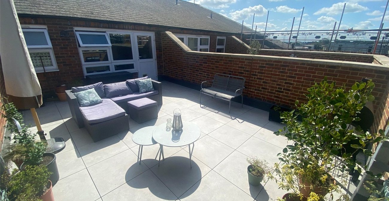 1 bedroom property for sale in Forest Hill | Robinson Jackson