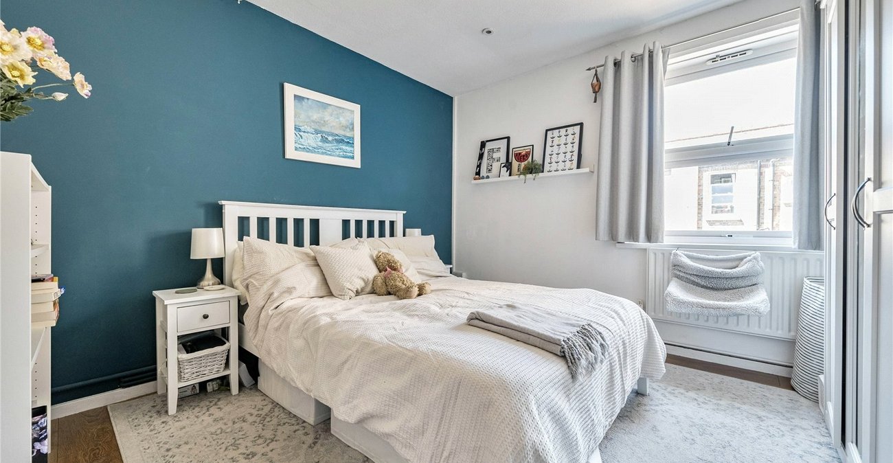 1 bedroom property for sale in Forest Hill | Robinson Jackson