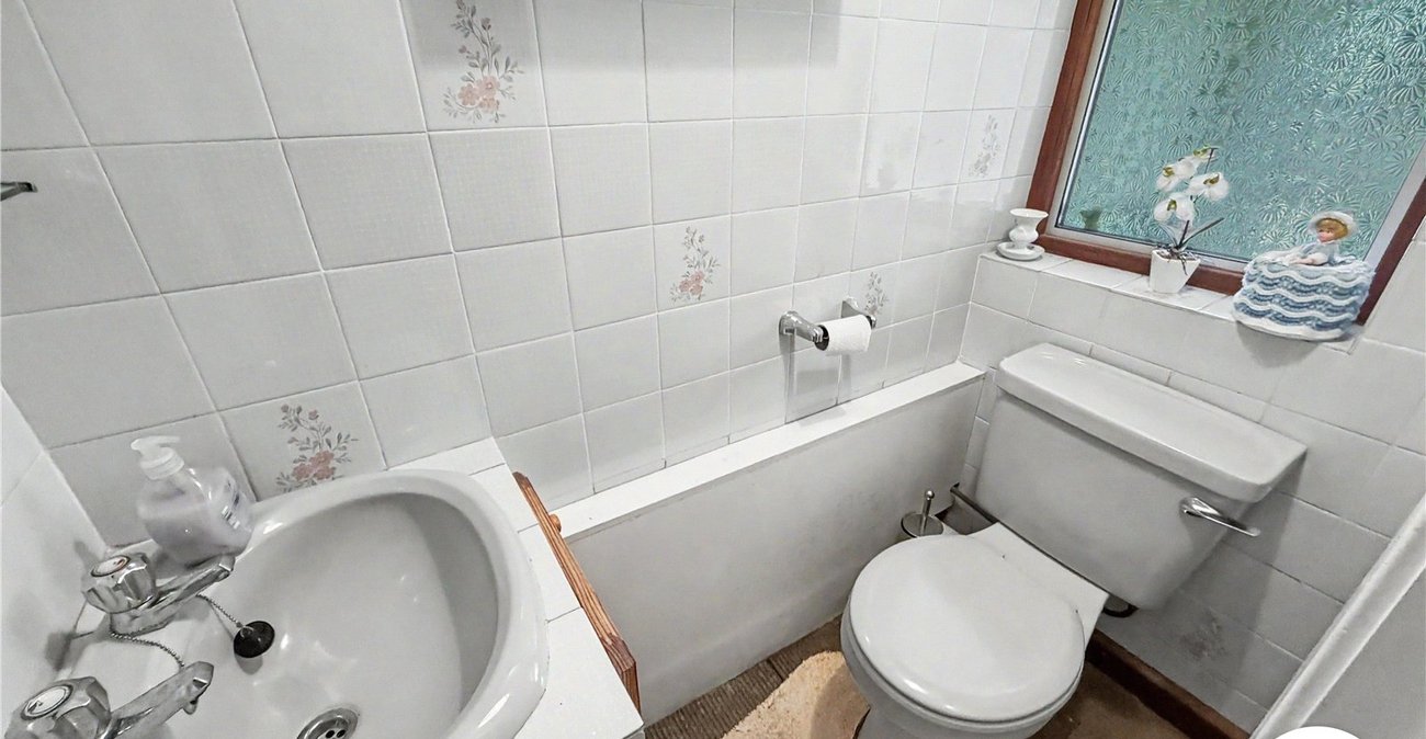 3 bedroom house for sale in Rochester | Robinson Michael & Jackson