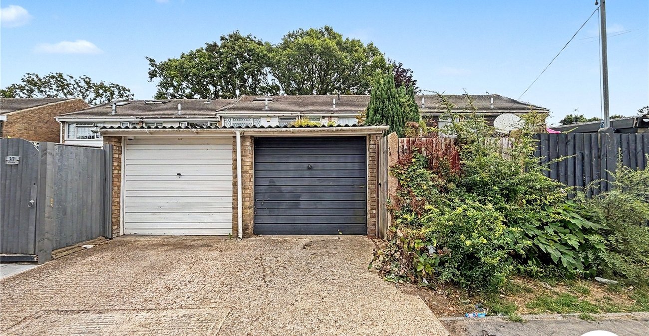 3 bedroom house for sale in Rochester | Robinson Michael & Jackson
