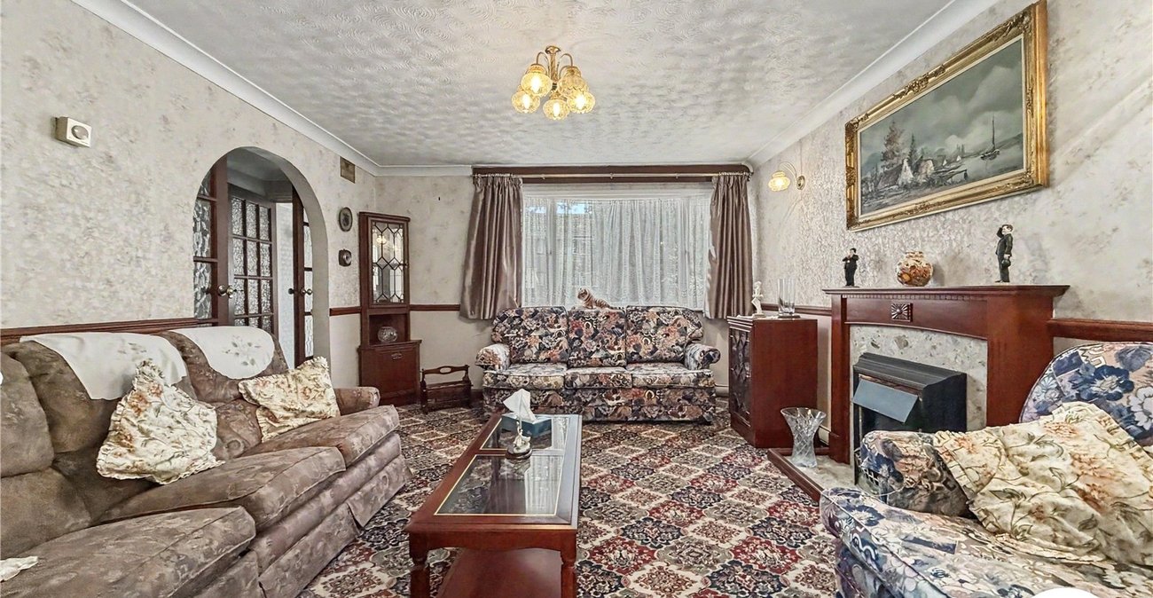 3 bedroom house for sale in Rochester | Robinson Michael & Jackson