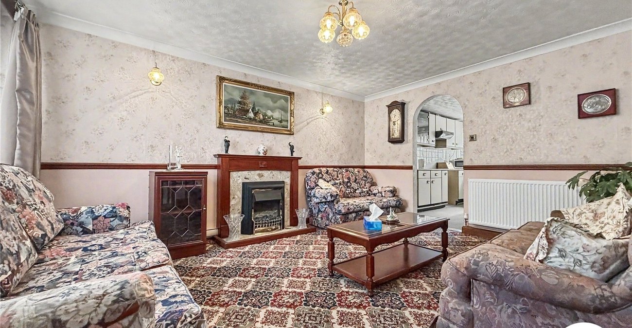 3 bedroom house for sale in Rochester | Robinson Michael & Jackson