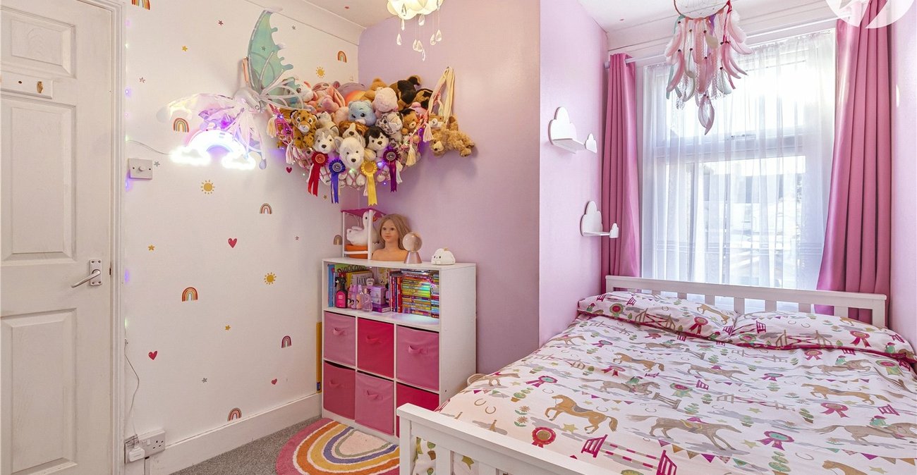 3 bedroom house for sale in Greenhithe | Robinson Jackson