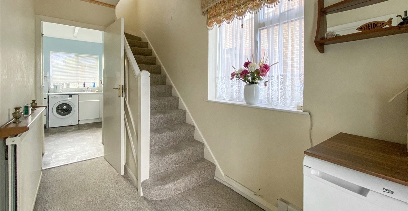 3 bedroom house for sale in Sidcup | Robinson Jackson