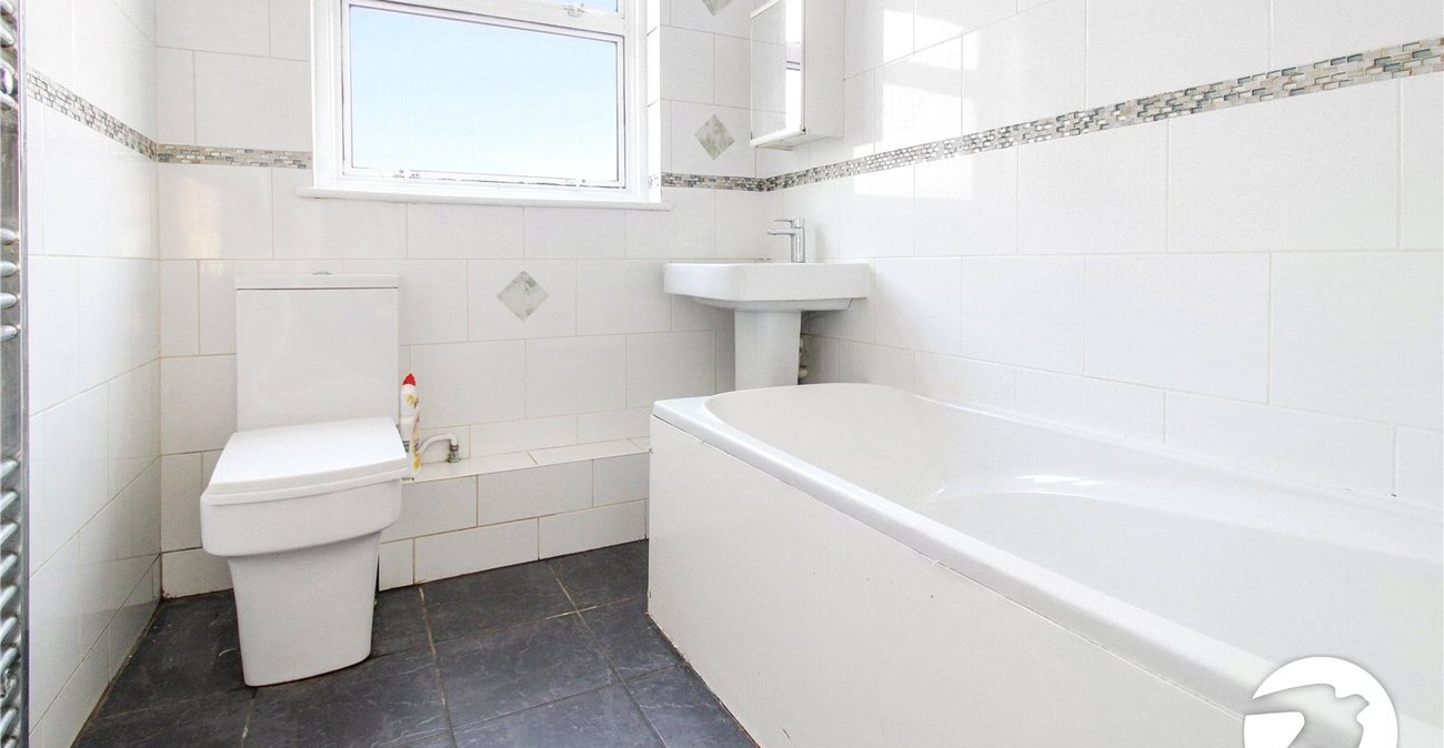 2 bedroom house for sale in Northfleet | Robinson Michael & Jackson