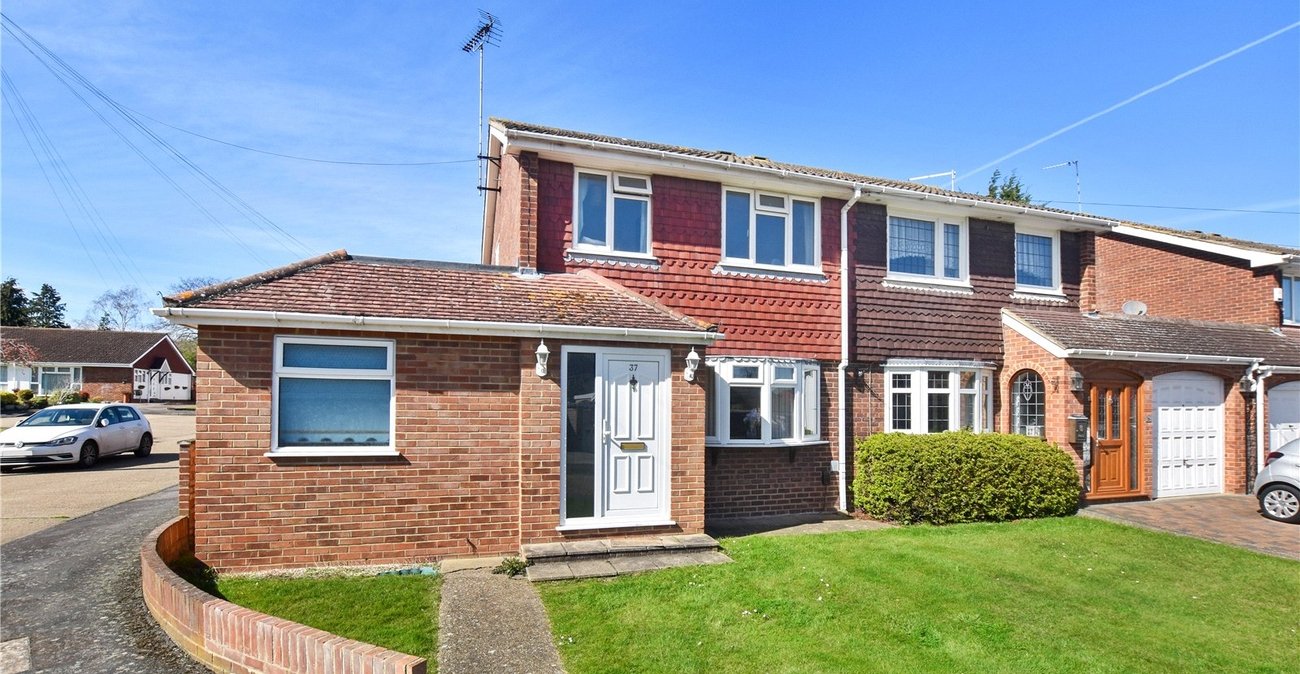 3 bedroom house for sale in Joydens Wood | Robinson Jackson