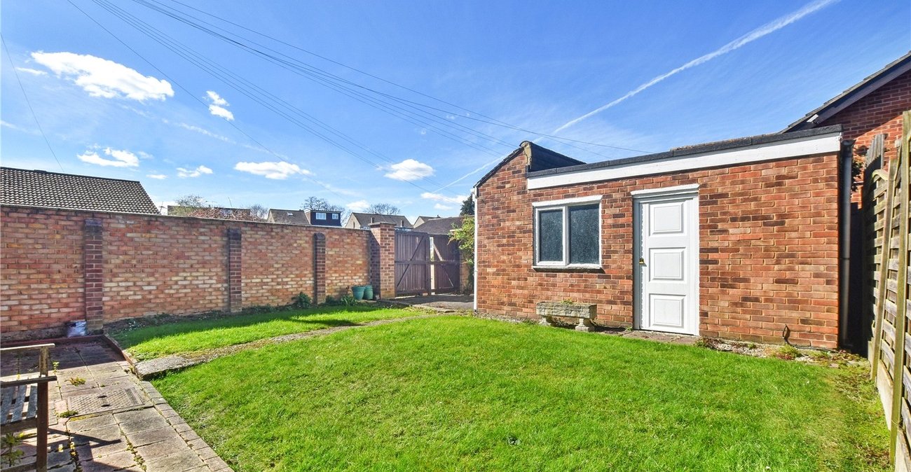 3 bedroom house for sale in Joydens Wood | Robinson Jackson