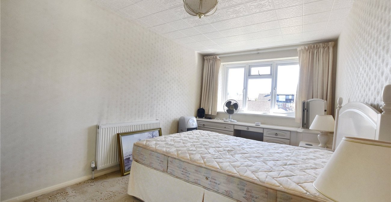 3 bedroom house for sale in Joydens Wood | Robinson Jackson