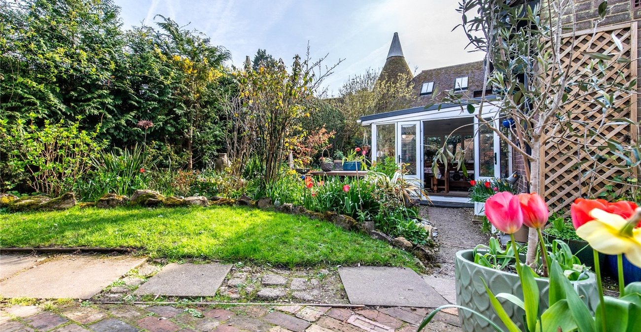 3 bedroom house for sale in Harrietsham | Robinson Michael & Jackson